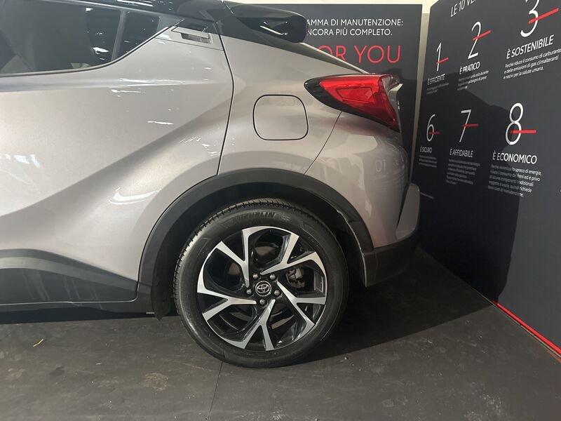 Toyota C-HR 1.8 Hybrid E-CVT Dynamic