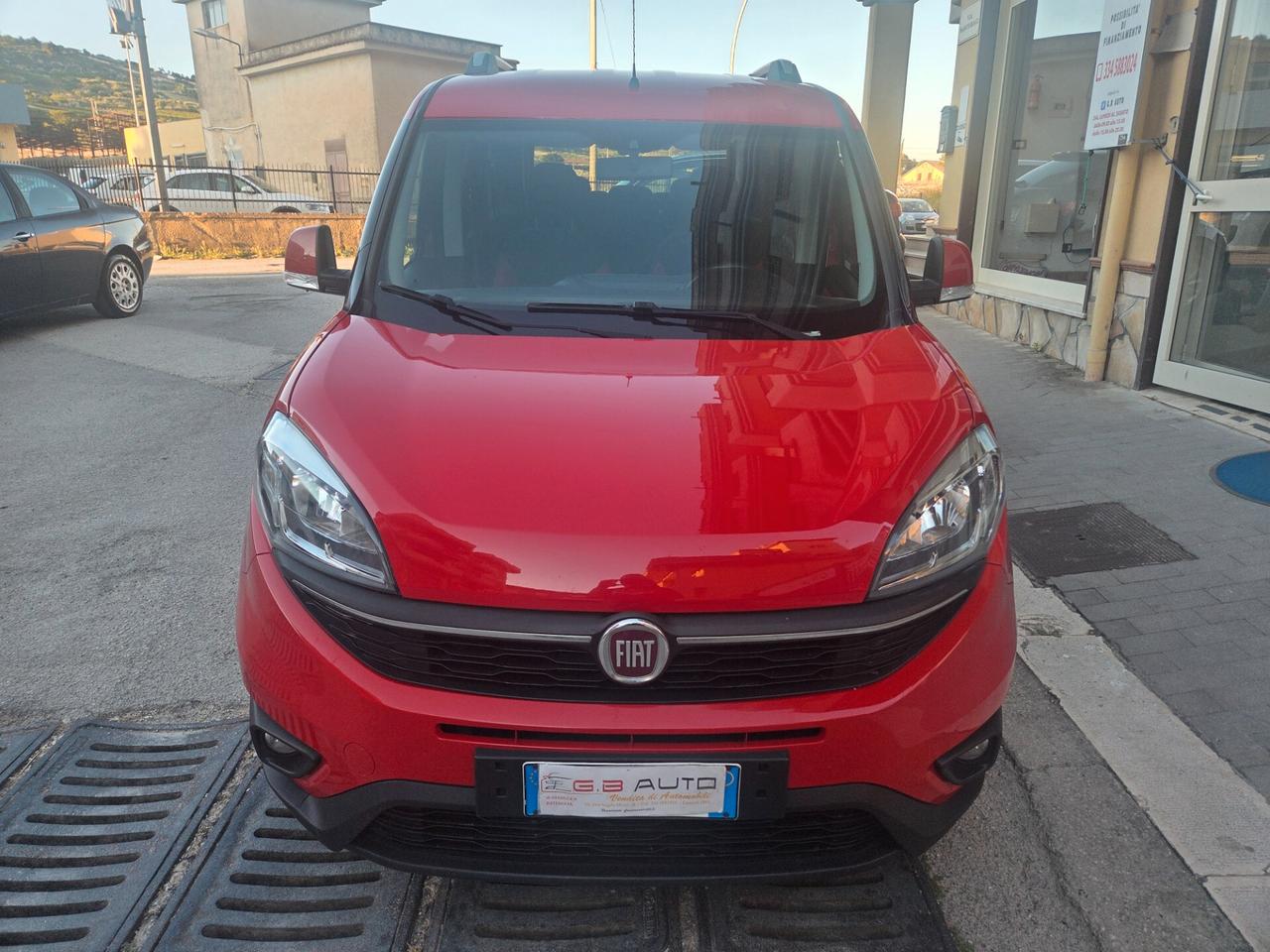 FIAT DOBLO' ANNO 2016 1.6 MJET 7 POSTI KM CERTIFICATI