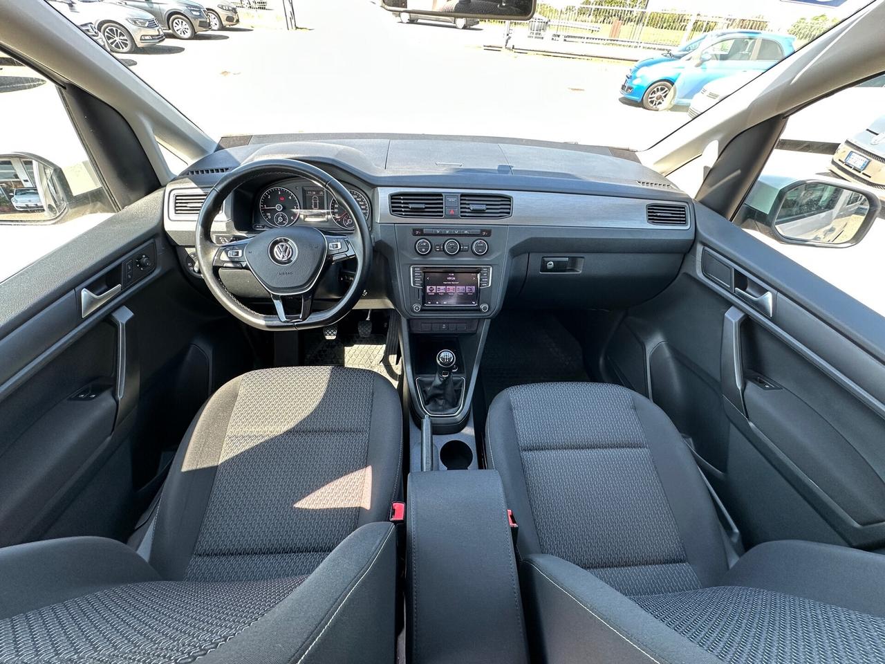 Volkswagen Caddy Pianale Ribassato PER DISABILI 2.0 TDIHighline - 2019