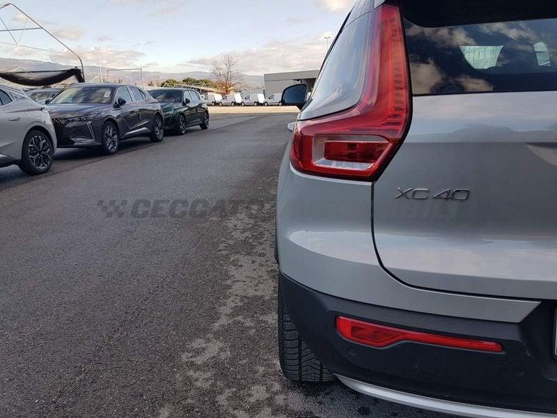 Volvo XC40 2023 1.5 t2 Essential auto