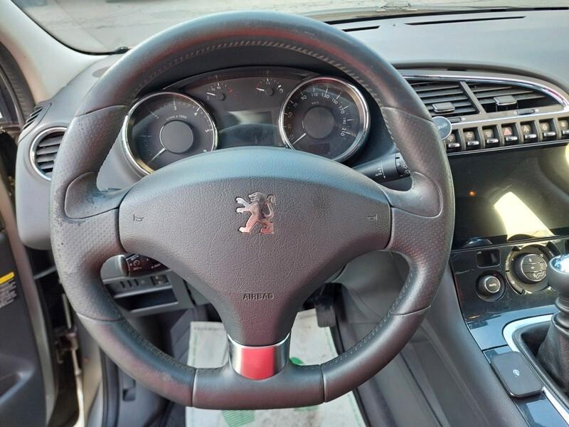 Peugeot 3008 1.6 HDi 110CV Business