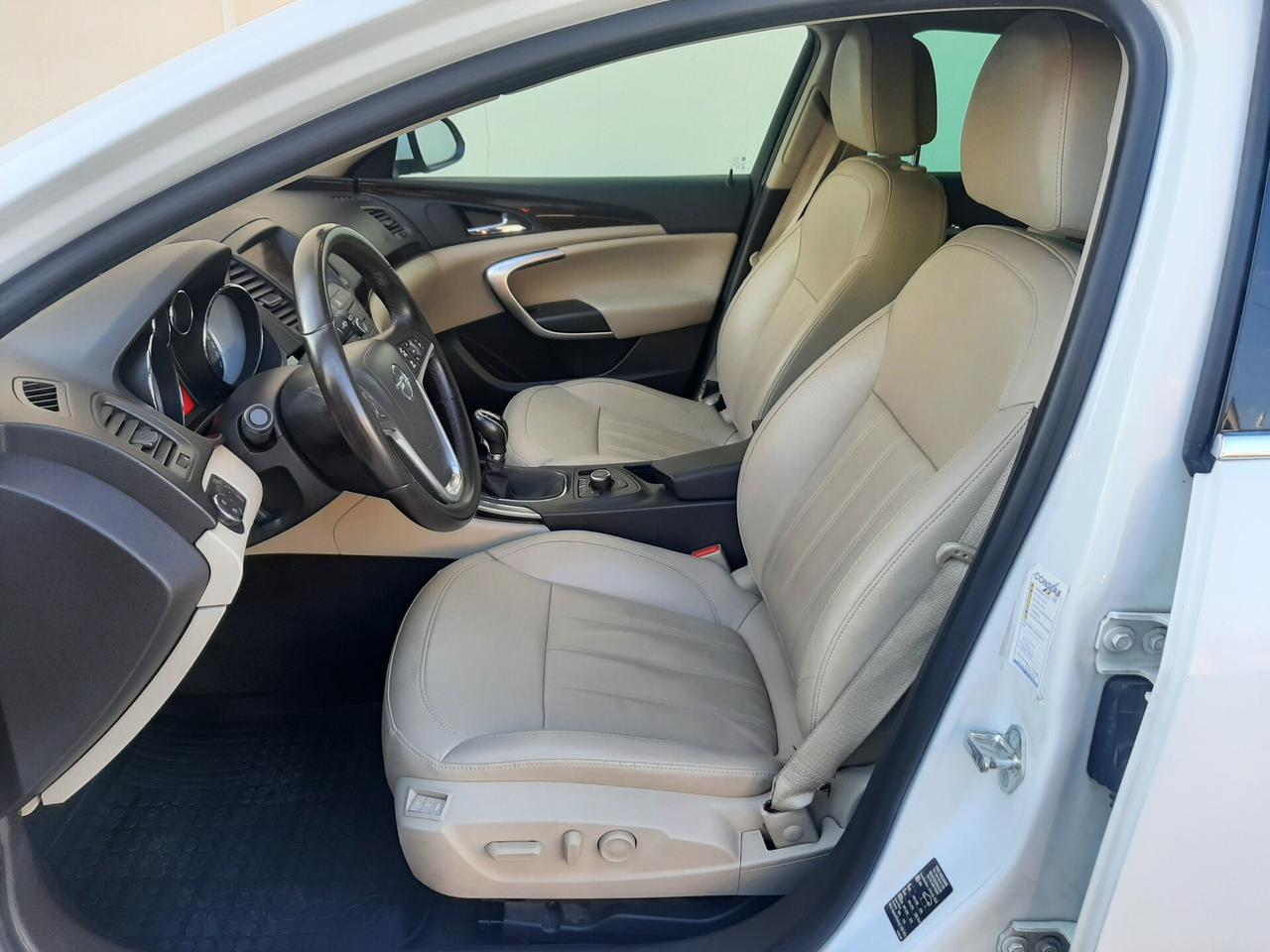 Opel Insignia 2.0 Turbo 220cv Sports Tourer Cosmo