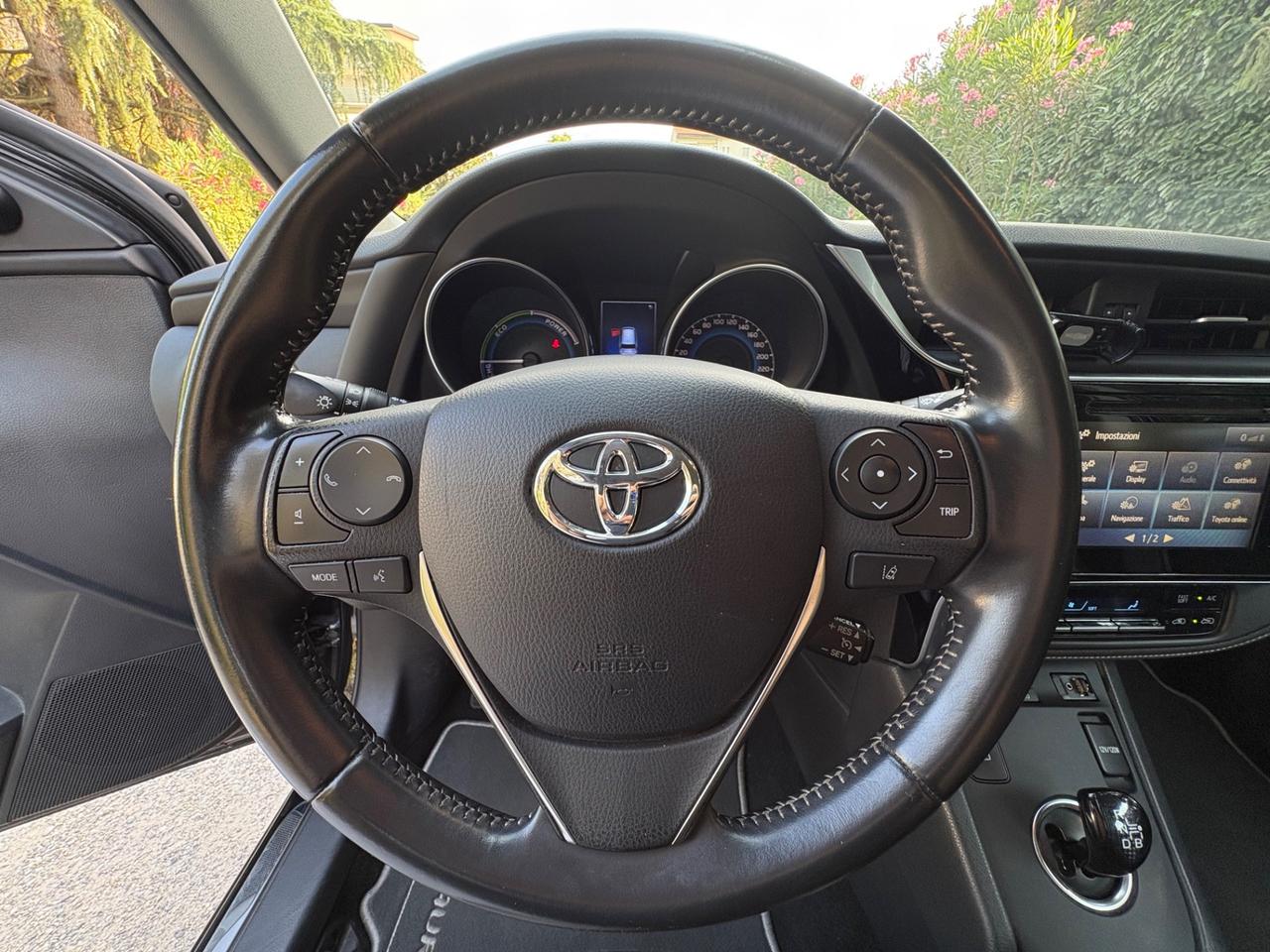Toyota Auris Touring Sports 1.8h Business cvt EURO6