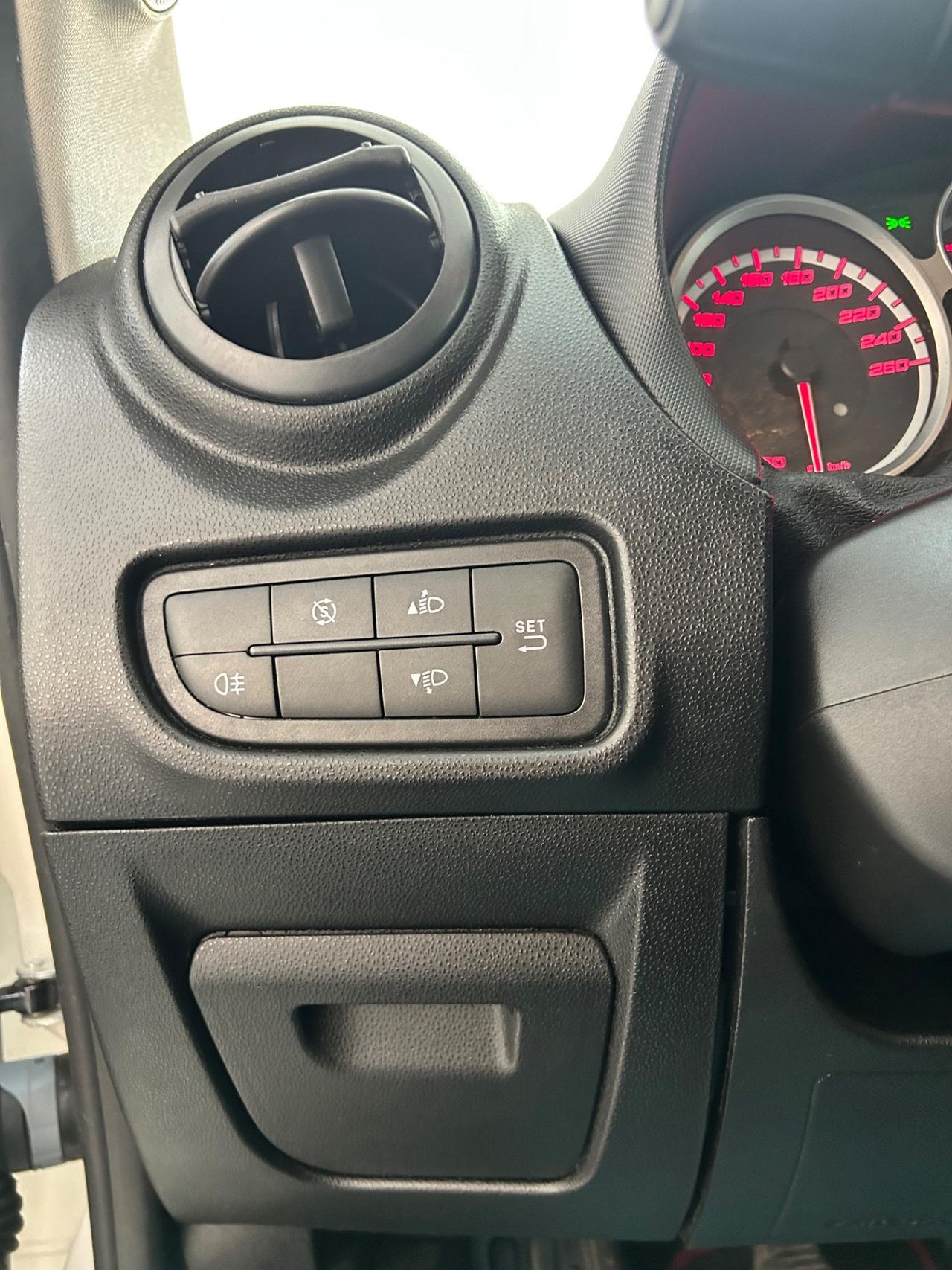 Alfa Romeo MiTo NEOPATENTATI