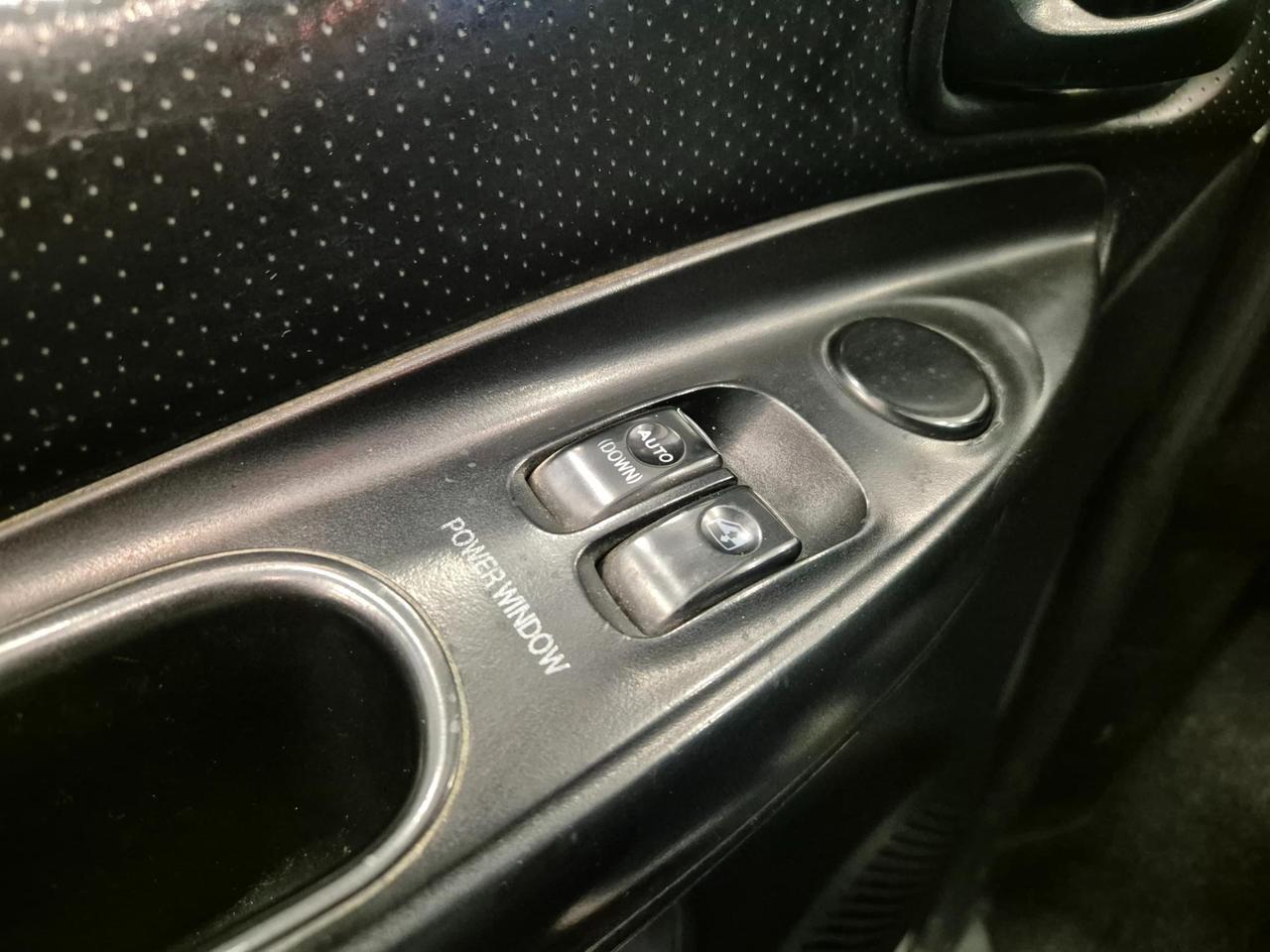 Hyundai H-1 2.5 td Combi 5 POSTI - PER COMMERCIANTI