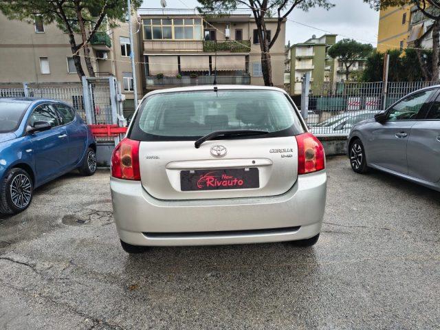 TOYOTA Corolla 1.4 D-4D M-MT 5 porte Sol ESP