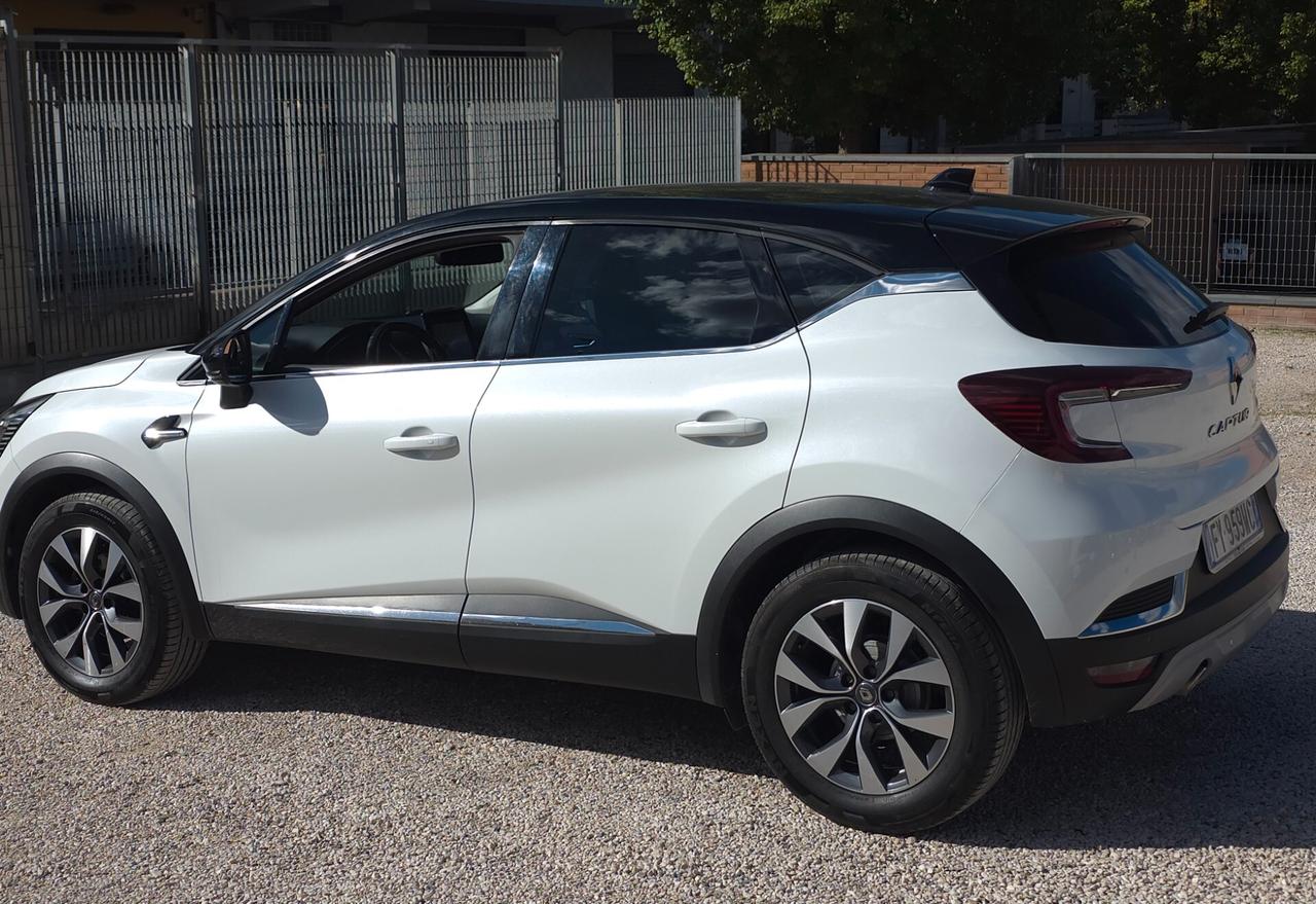 Renault Captur Blue dCi 115 CV EDC Initiale Paris