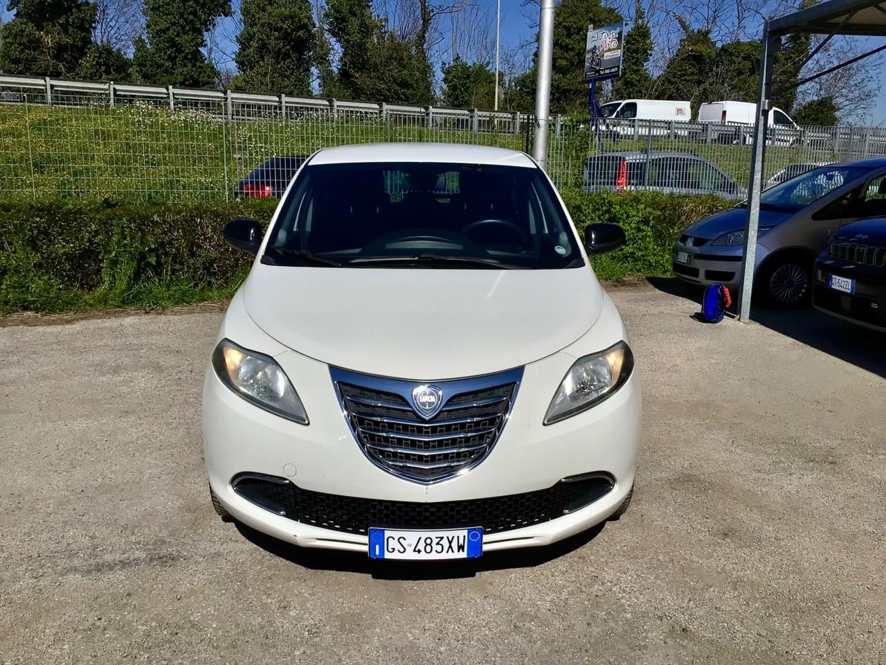 Lancia Ypsilon 1.3 MJT 16V 95 CV 5 posti Gold