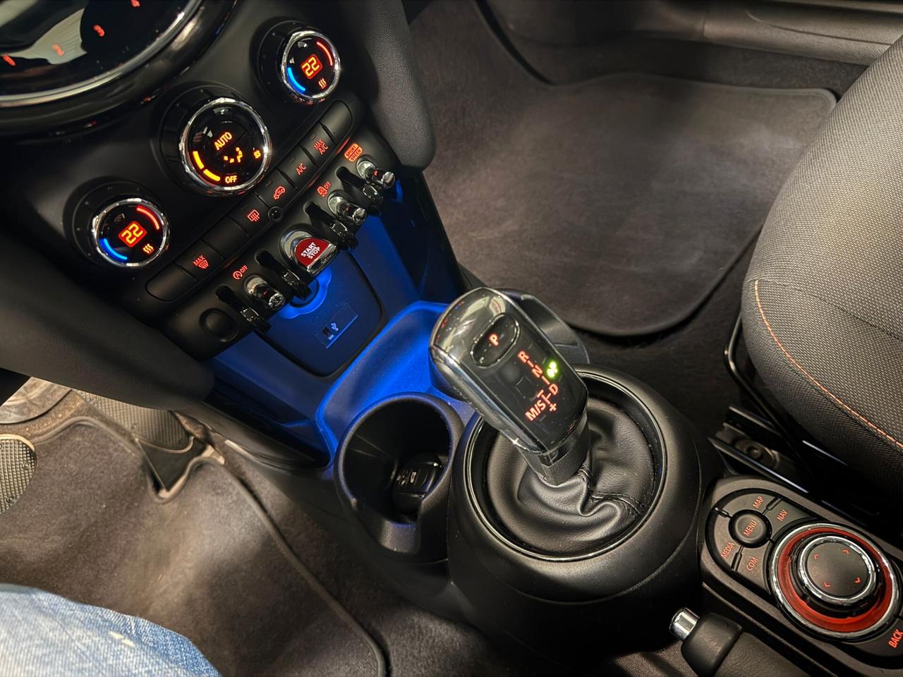 Mini 1.5 Cooper Yours