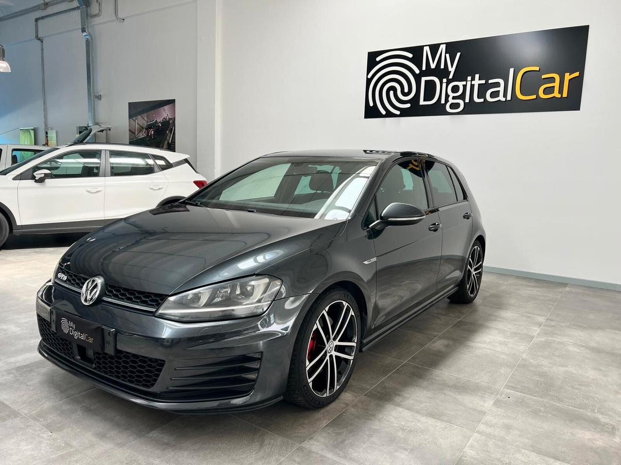 Volkswagen Golf Business 2.0 TDI DSG 5p. Highline BlueMotion Tech.
