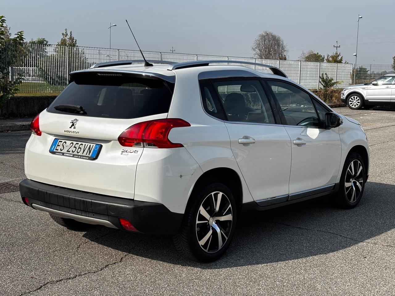 Peugeot 2008 1.6 e-HDi 92 CV, SOLO 70 MILA KM