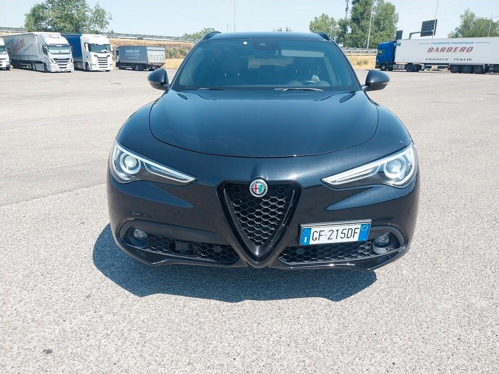 Alfa Romeo Stelvio 2.2 Mjtd II 210 CV AT8 Q4 Veloce