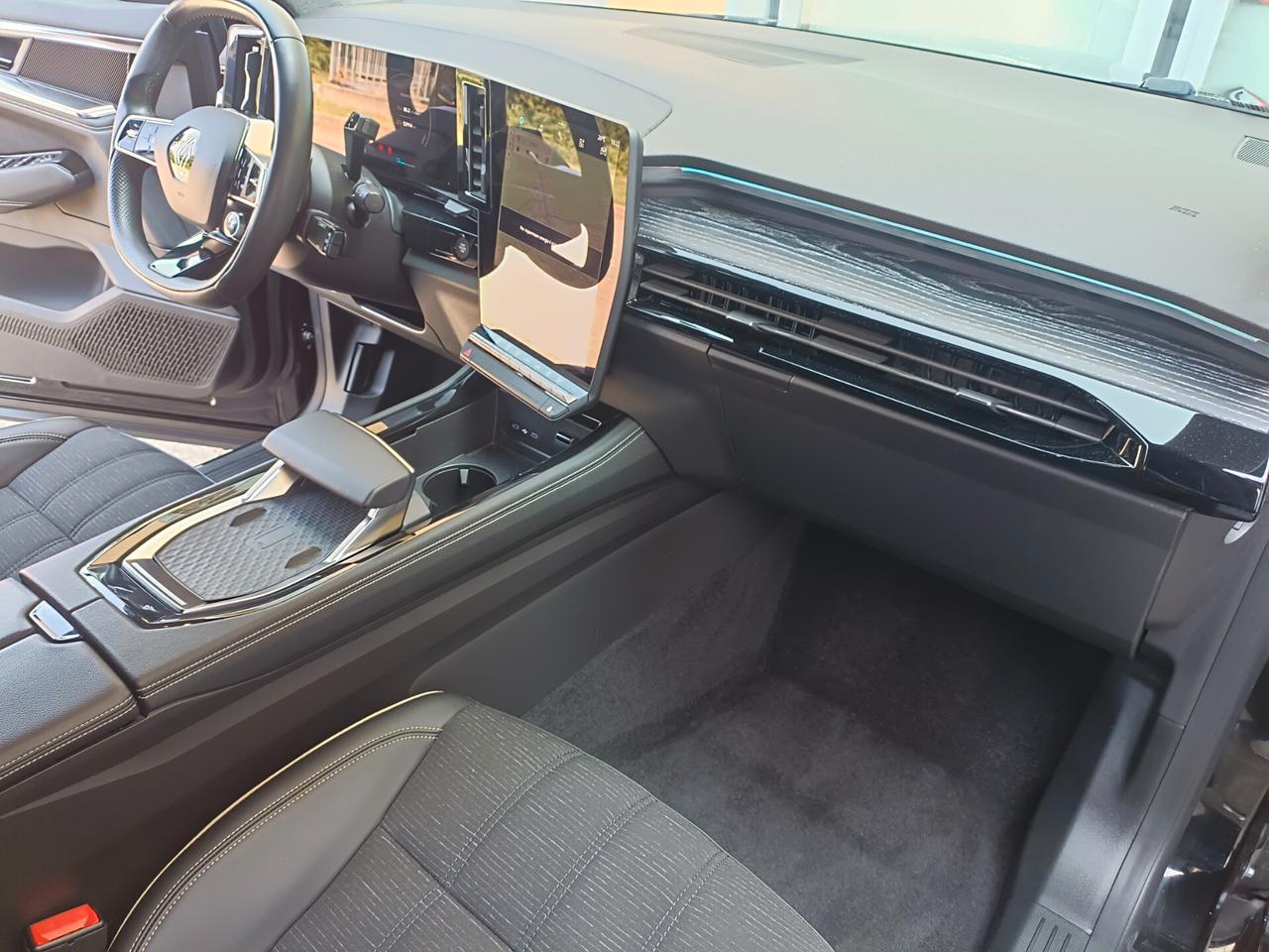 Renault Austral Full Hybrid 200 CV Iconic
