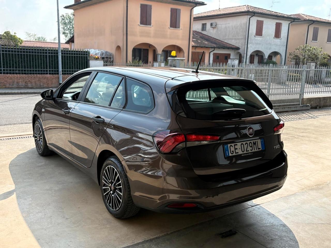 Fiat Tipo 1.6 Mjt S&S SW Lounge
