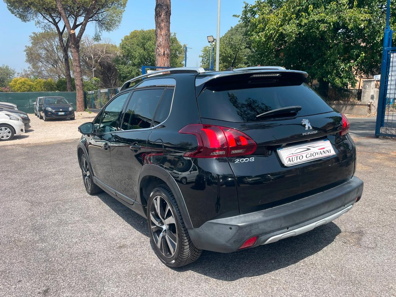 Peugeot 2008 BlueHDi 120 S&S Black Matt