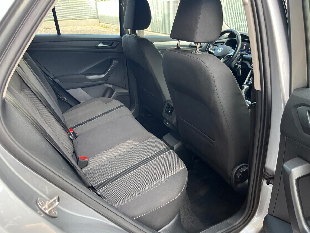 Volkswagen T-Roc 1.5 TSI ACT DSG Life**KM 78550**