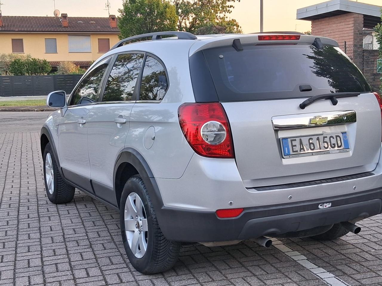 Chevrolet Captiva 2.4 2WD GPL Eco Logic...CELL 320 147 1147 WUATSAPP