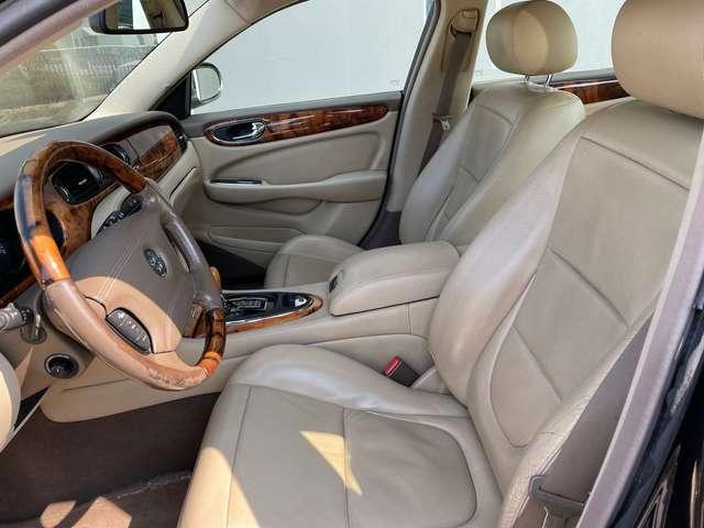 Jaguar XJ6 3.0 V6