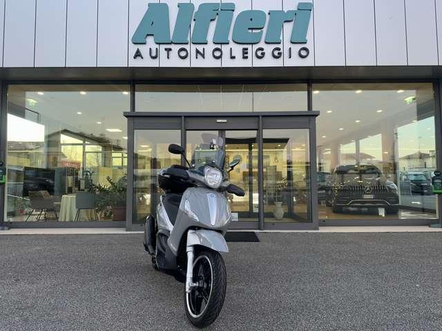 Piaggio Beverly 350 Tourer ABS-ASR revisione scad 11 26