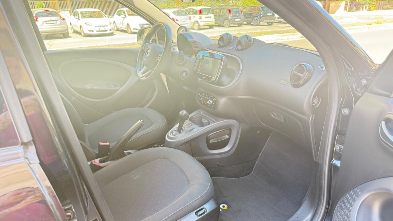 Smart ForFour 90 0.9 Turbo Passion LED NAVI PDC CERCHI 15 BLUETOOTH