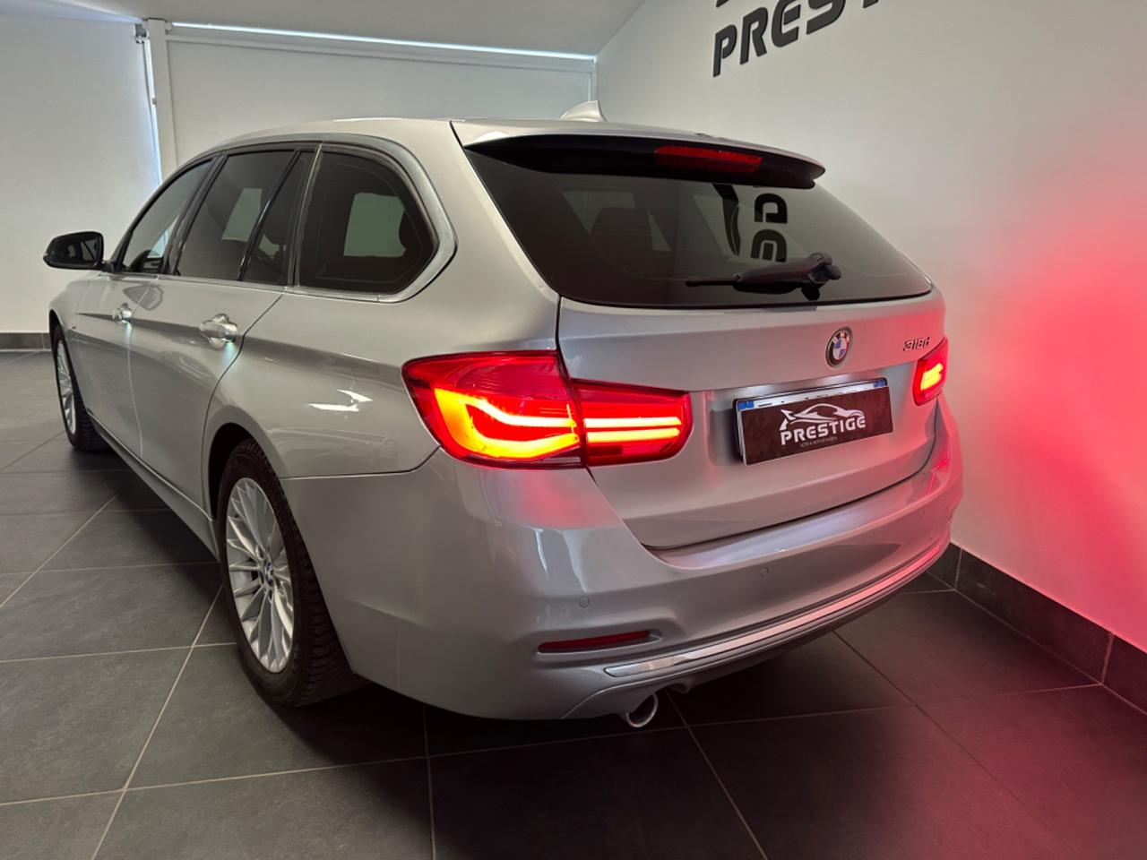 BMW 318D TOURING 150CV LUXURY FULL NAVI PELLE LED UNIPRO