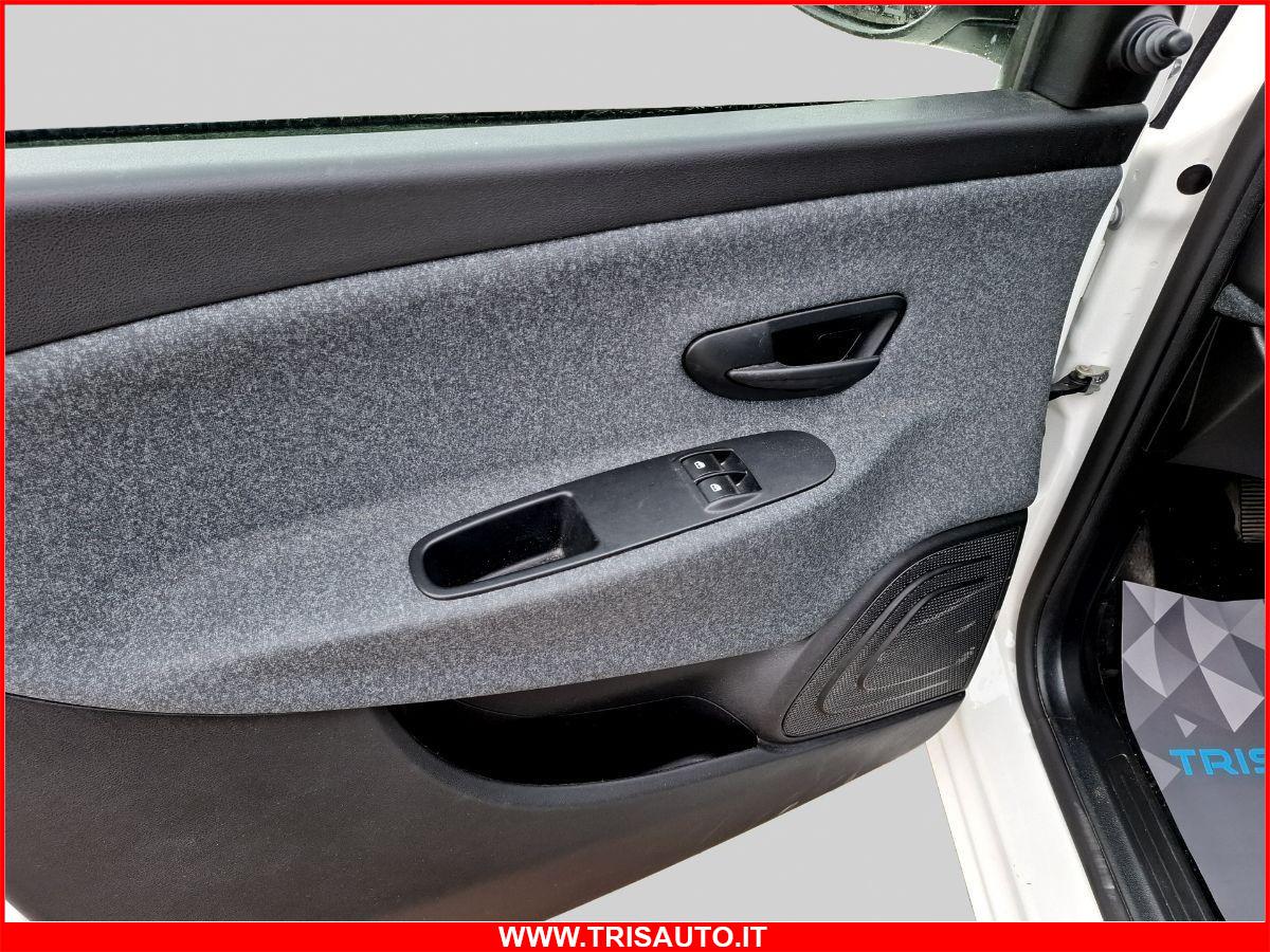 LANCIA Ypsilon 1.0 Hybrid Silver NEOPATENTATI