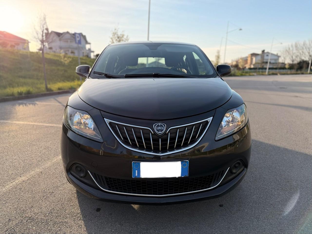 Lancia Ypsilon 1.0 FireFly 5 porte S&S Hybrid Alberta Ferretti