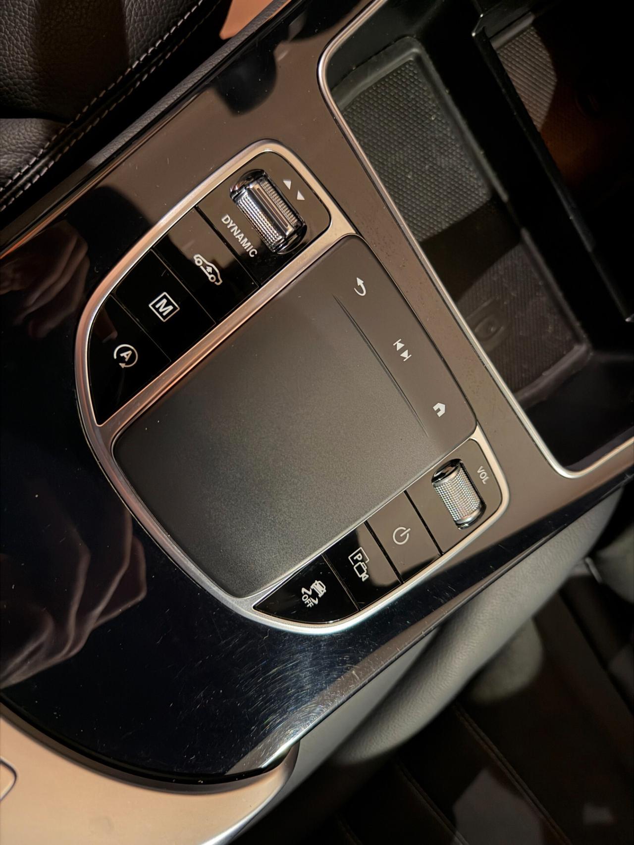 MERCEDES GLC COUPÉ 300D PREMIUM AMG 4MATIC 2022