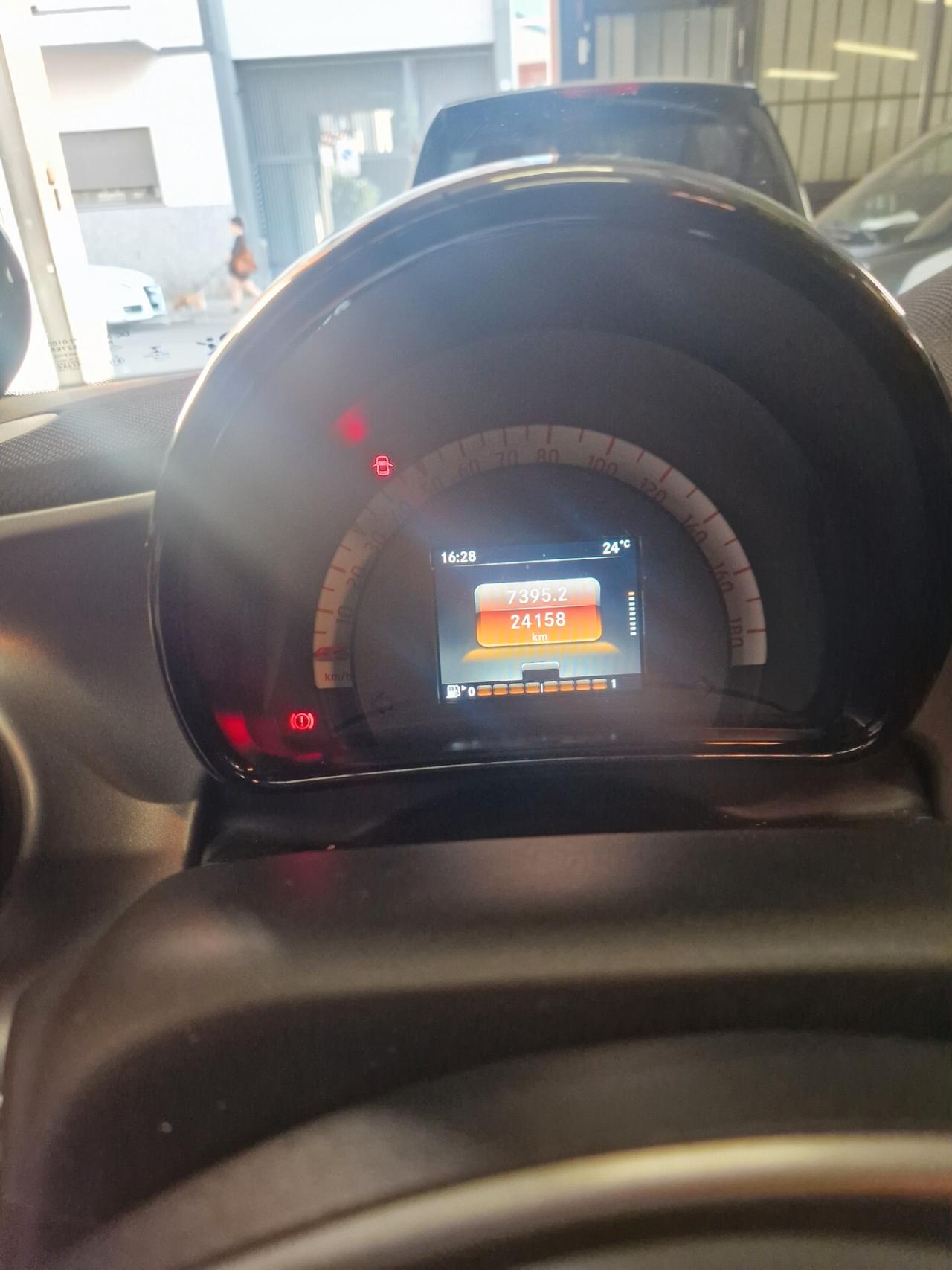 ForFour automatica solo 24000km passion garanzia