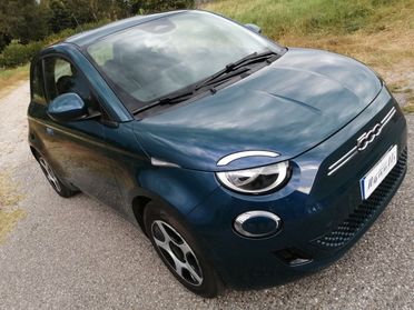 Fiat 500 La Prima Berlina 42 kWh