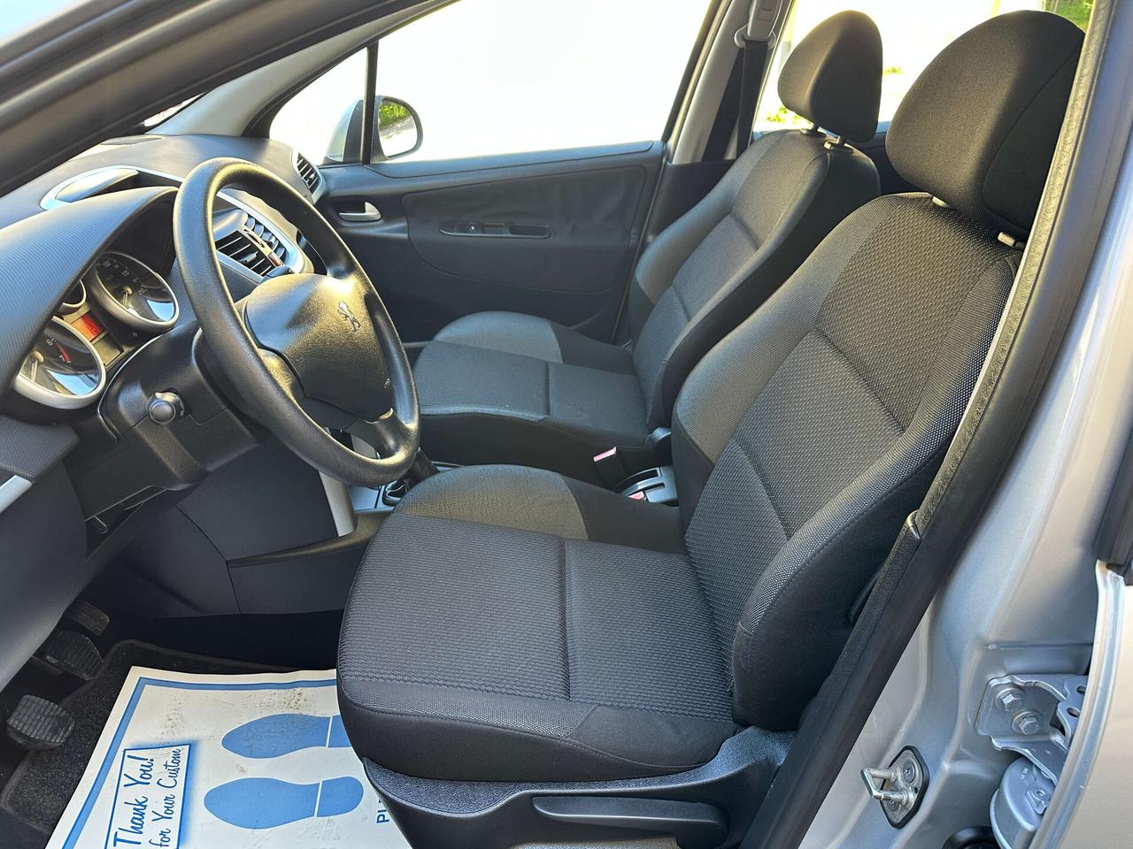 Peugeot 207 1.4 8V 75CV 5p.