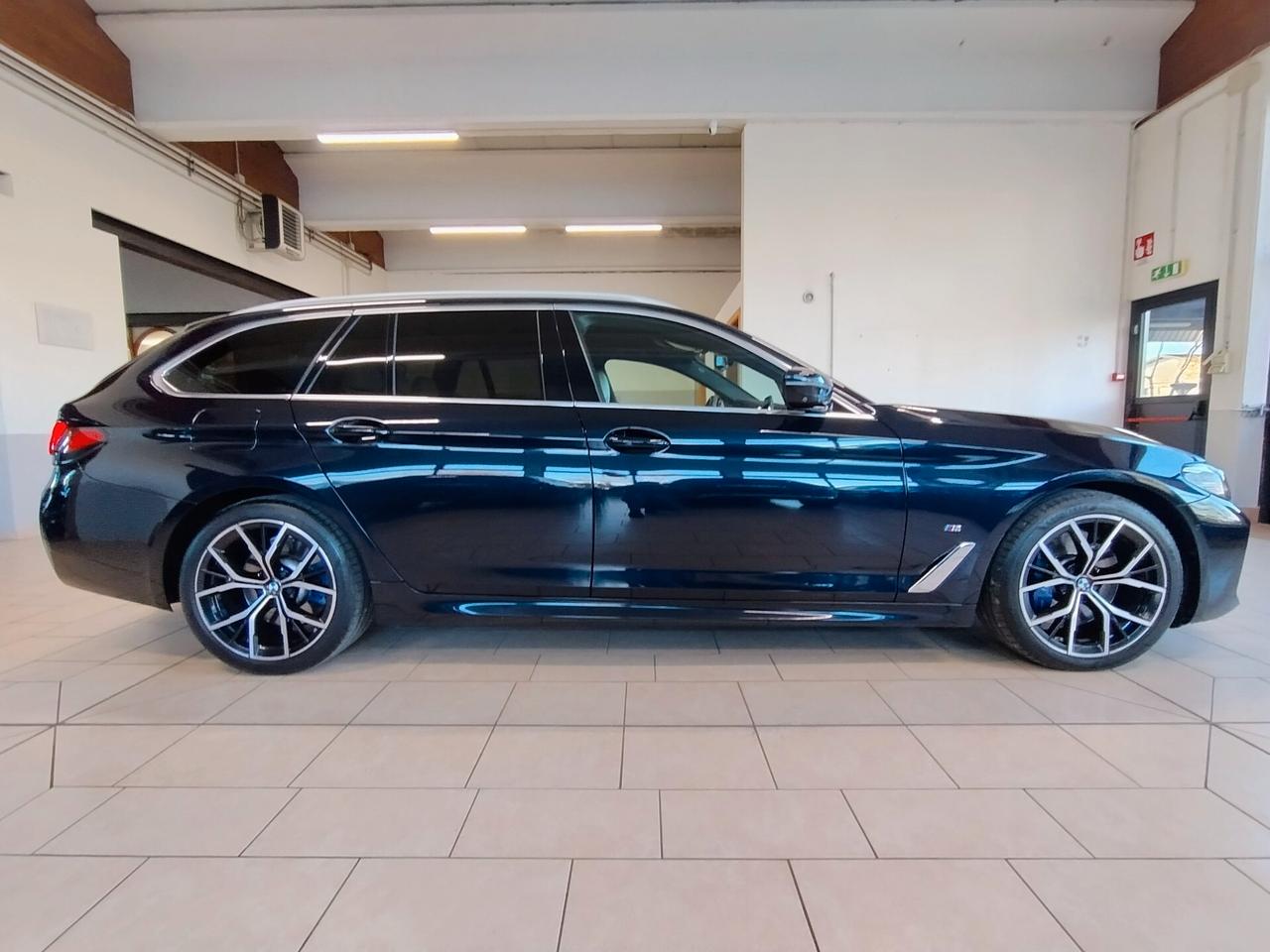 BMW 530d xDrive Touring MSPORT *COMFORT*LIVE*DRIVING