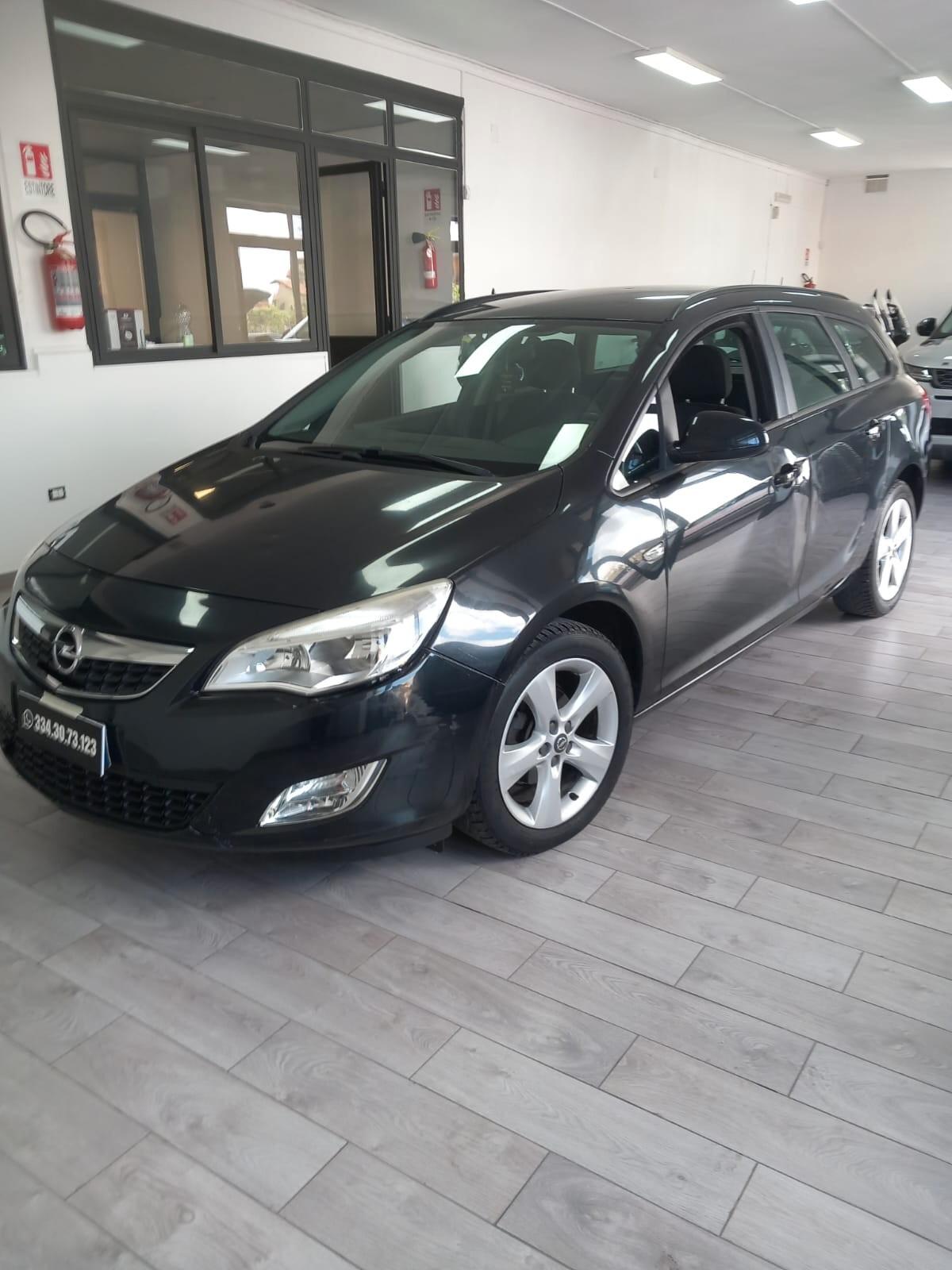 Opel Astra 1.4 Turbo 140CV Sports Tourer GPL Tech Cosmo