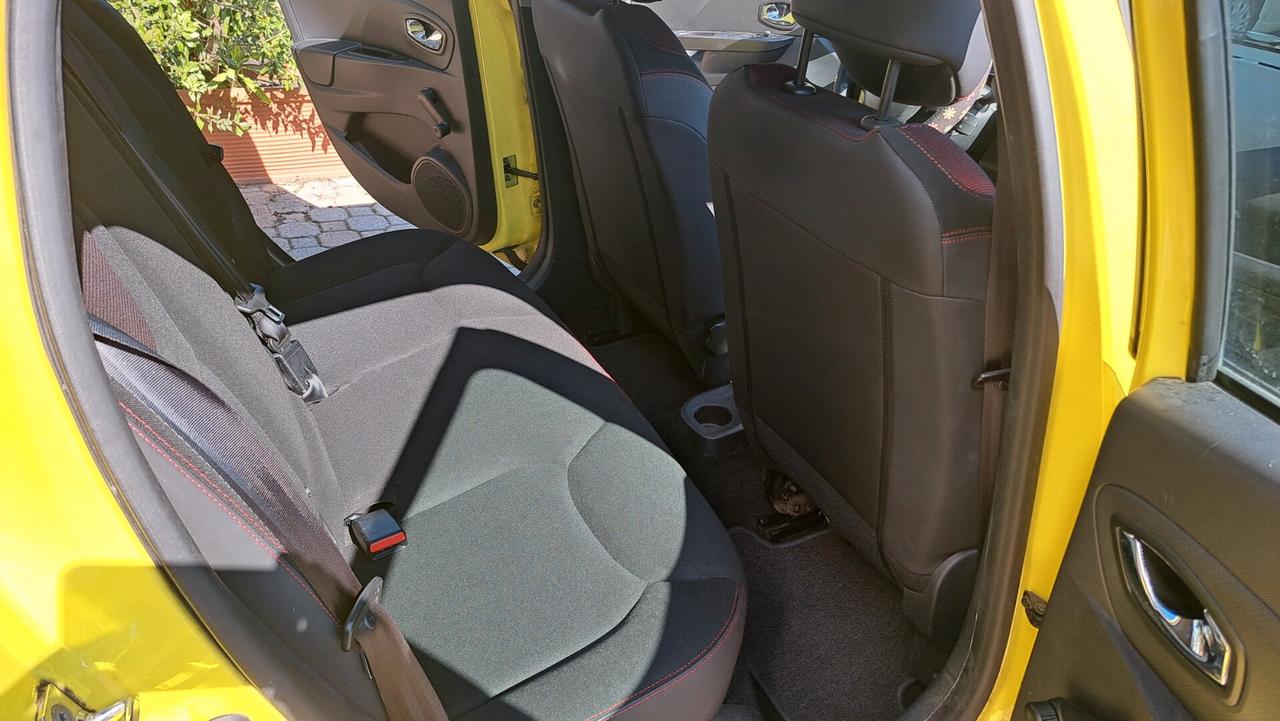 Renault Clio 1.2 16V 5 porte Live! OK NEO PATENTATI