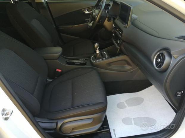 HYUNDAI Kona 1.0 T-GDI Hybrid 48V iMT XLine