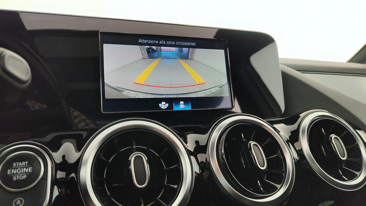 Mercedes-Benz GLA 200 d Sport auto