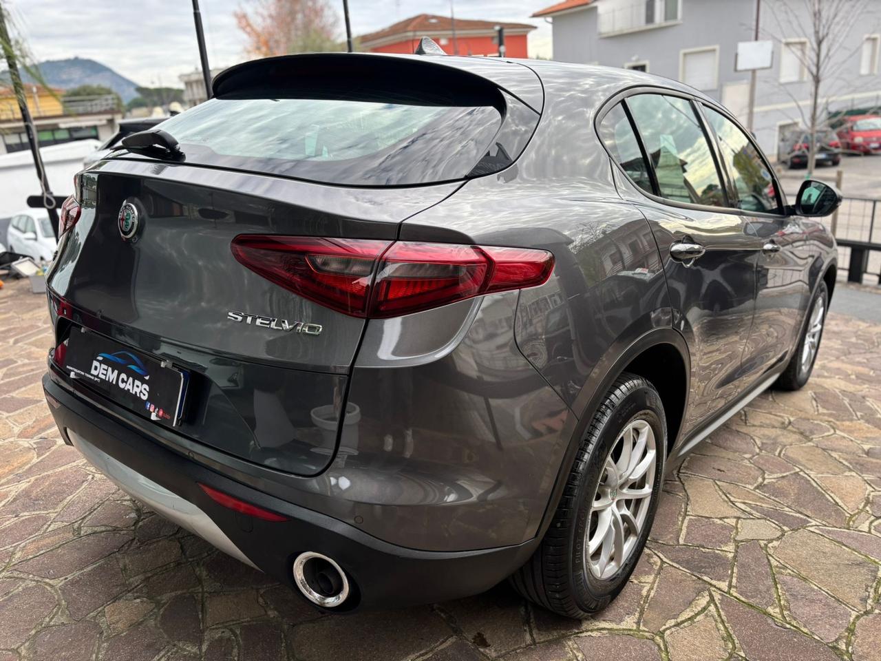 Alfa Romeo Stelvio 2.2 Turbodiesel 180 CV AT8 Q4 Executive