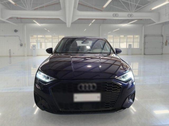 AUDI A3 Sedan 30 TFSI S tronic Business