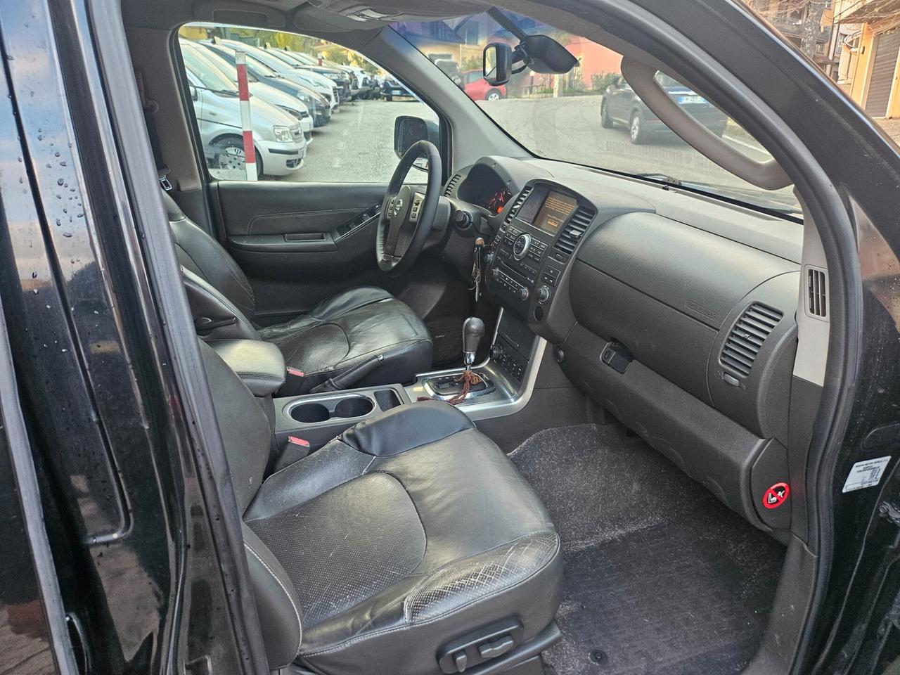 Nissan Navara 3.0 dCi 4 porte Double Cab 2011