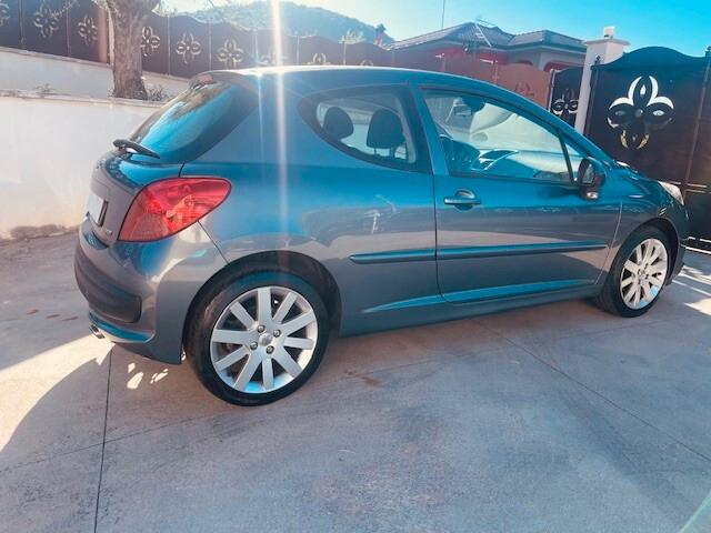 Peugeot 207 1.6 HDi 110CV 3p. XS