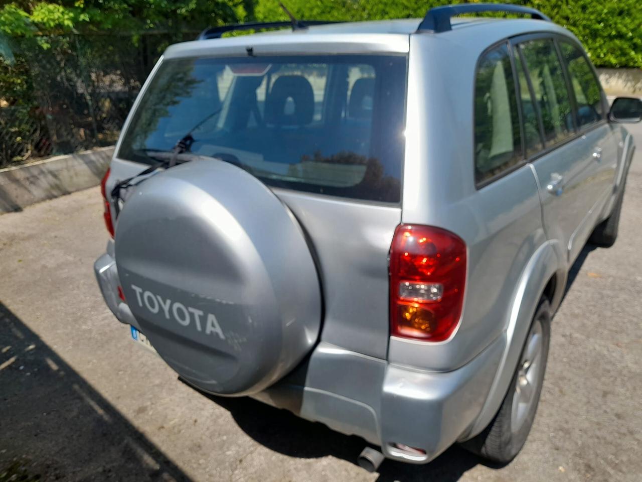 Toyota RAV 4 RAV4 2.0 Tdi D-4D cat 5 porte
