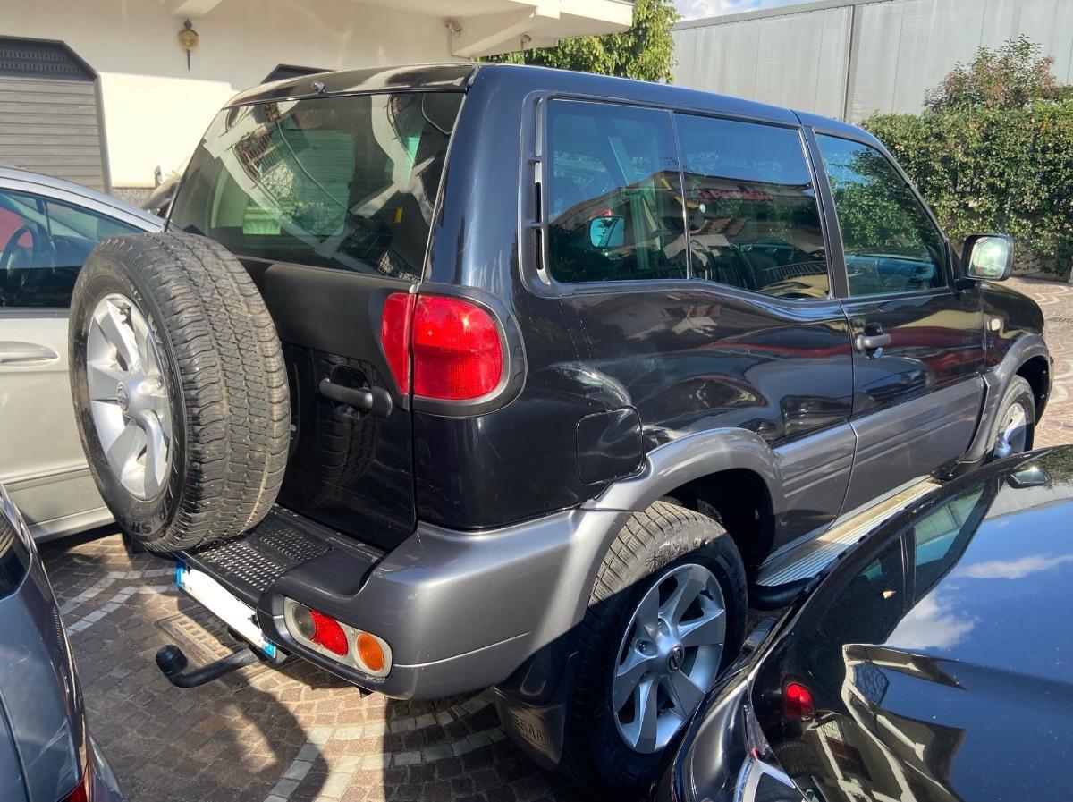 NISSAN Terrano II 3p 3.0 dit gancio traino 154 kw