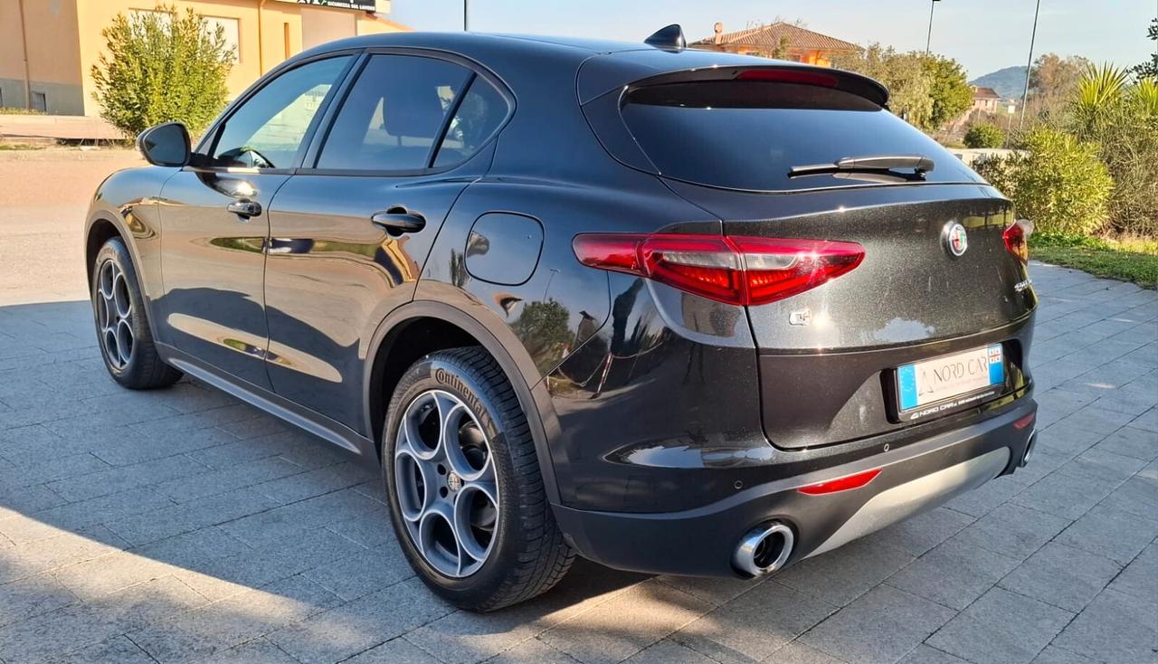 Alfa Romeo Stelvio 2.2 Turbodiesel 190 CV AT8 Q4 Sport-Tech