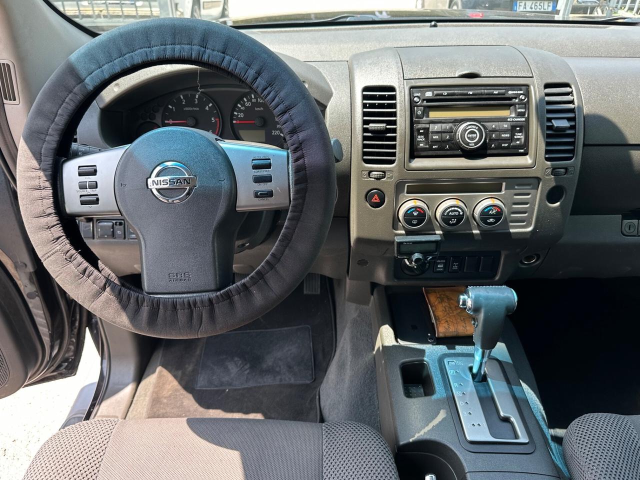 Nissan Navara 2.5 dCi 4 porte Doppia cabina “problemi al cambio”
