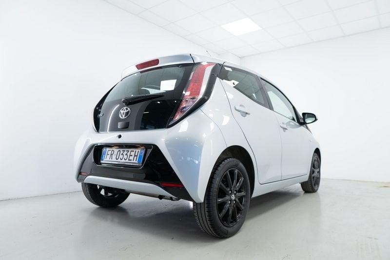 Toyota Aygo 5P 1.0 X-Wave TSS 69CV