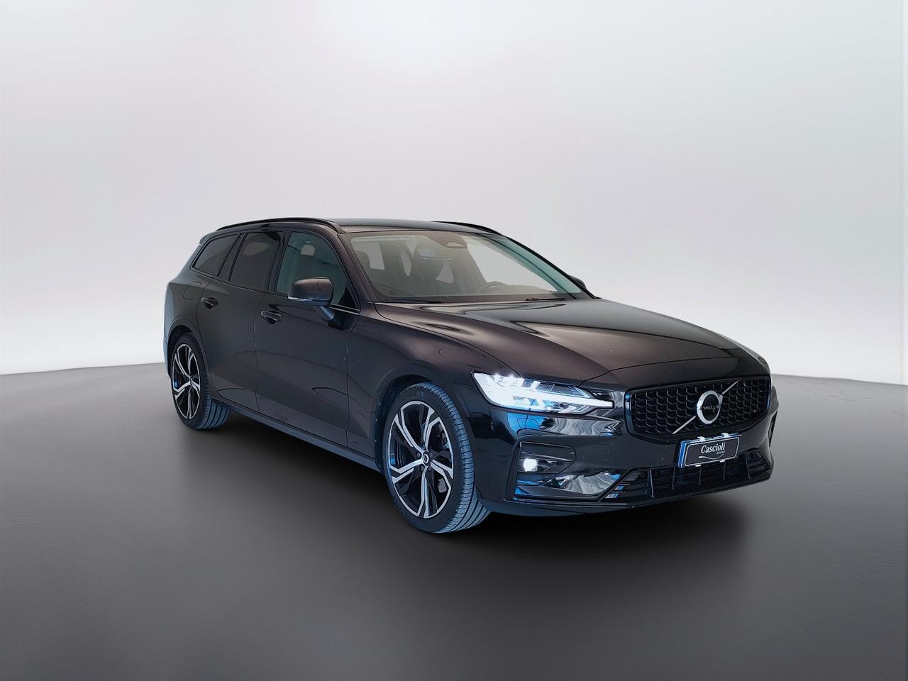 VOLVO V60 II 2023 - V60 2.0 b4 Plus Dark auto