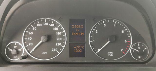 MERCEDES-BENZ A 160 BlueEFFICIENCY Avantgarde