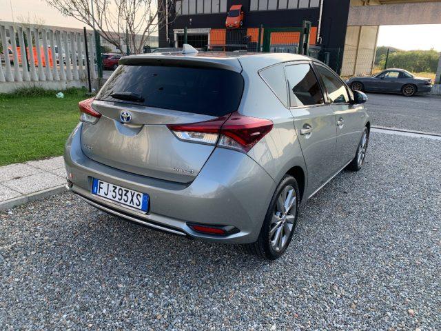 TOYOTA Auris 1.8 Hybrid Lounge