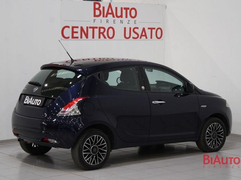 Lancia Ypsilon 1.2 69cv GPL Ecochic Gold