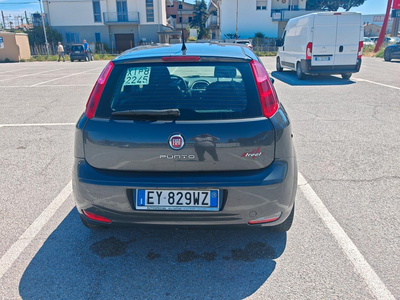 Fiat Punto 1.3 multijet 75cv street semplicemente perfetta .